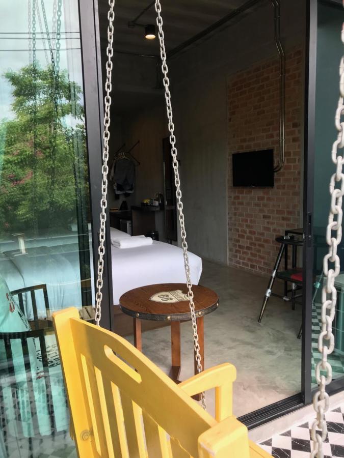 Mosstel Hotel Phitsanulok Exterior photo