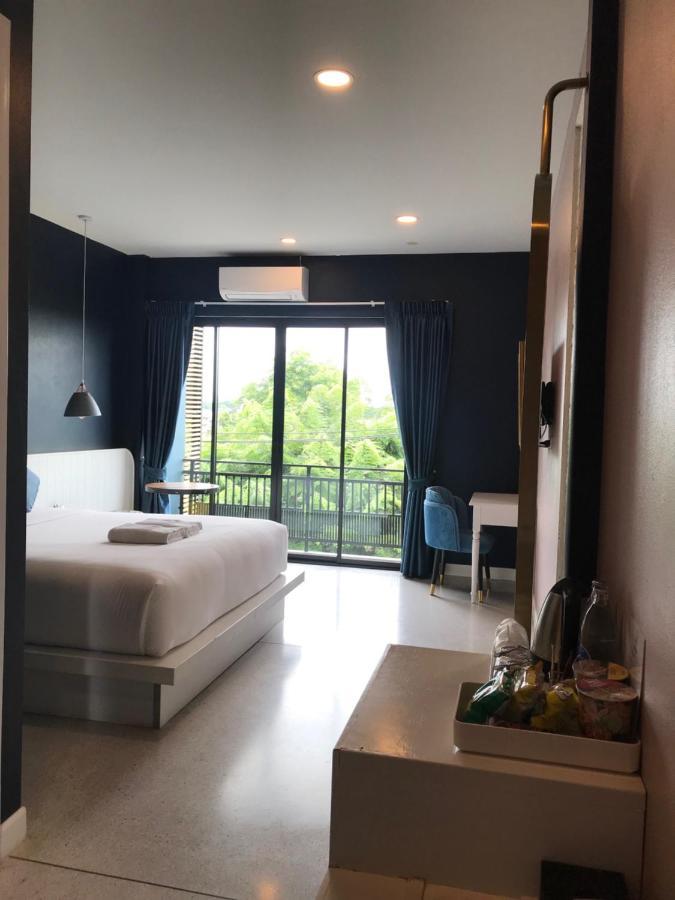 Mosstel Hotel Phitsanulok Exterior photo