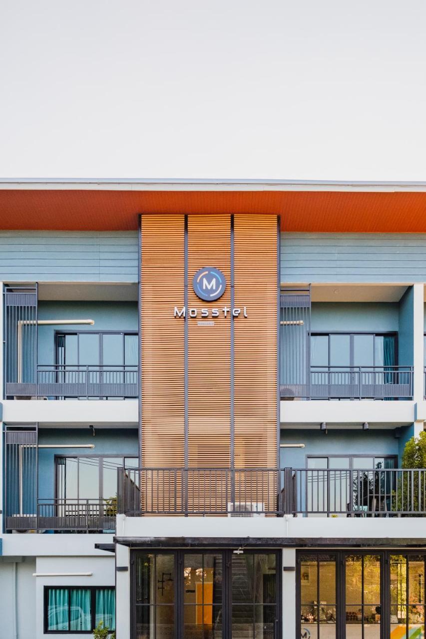 Mosstel Hotel Phitsanulok Exterior photo